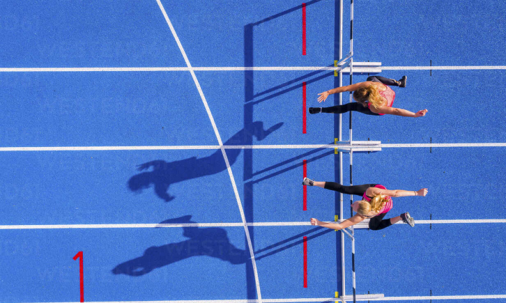 Frauen, 20 Jahre, 21 Jahre, Leichtathletik, Luftaufnahme Hürdenlauf